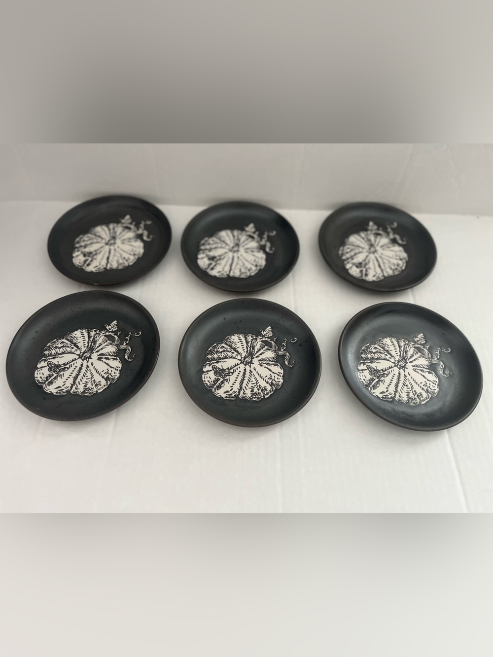 6 New Threshold Appetizer Plates Stoneware Black Embossed Pumpkin Design‎